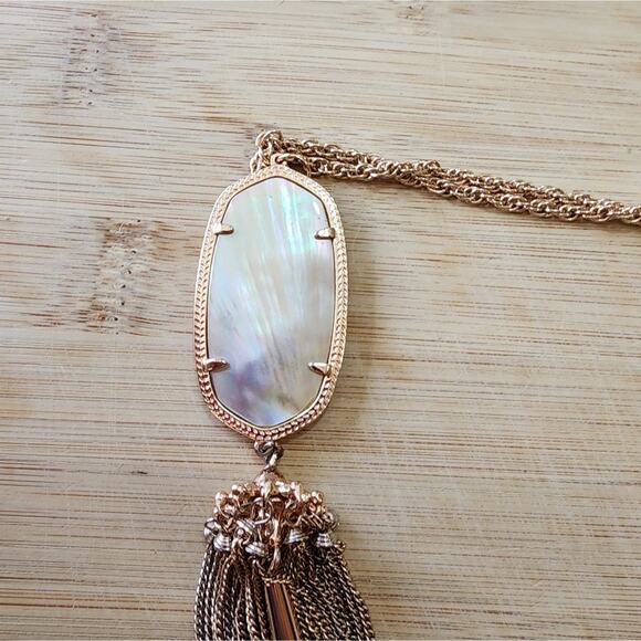Kendra scott Rose Gold Brown‎ Mother of Pearl Rayne Necklace - Picture 2 of 6